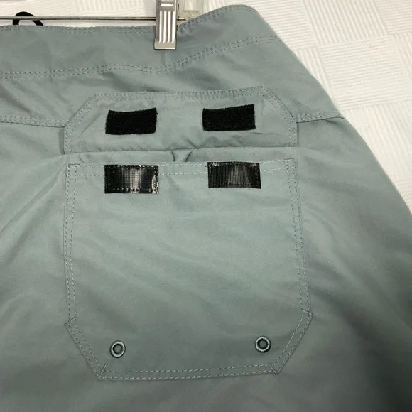 Hurley Men's Gray Board Shorts - Size 38 - Picture 3 of 9